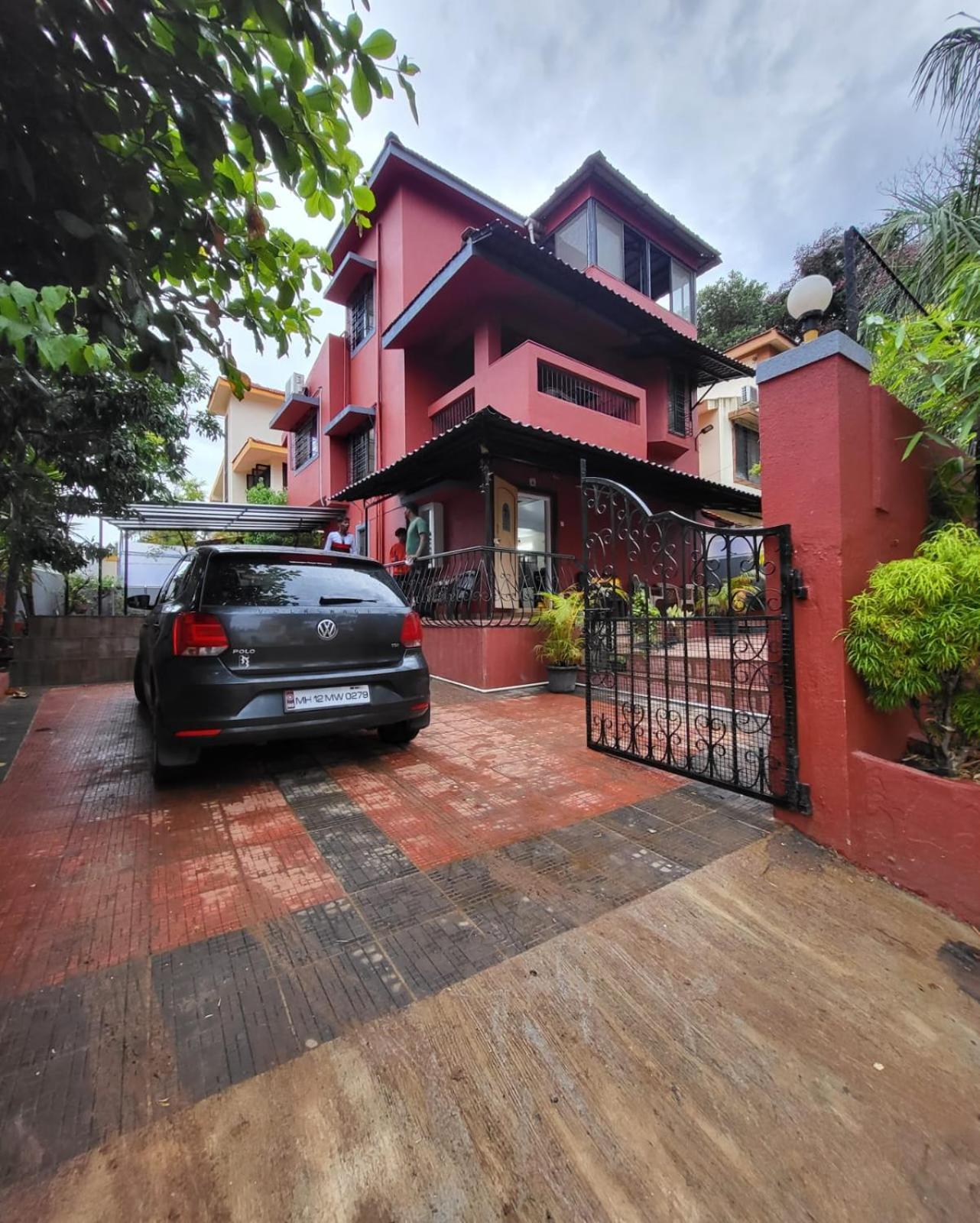 The Perfect Stays- Lal Mahal Villa With Disco Pool Lonavala Εξωτερικό φωτογραφία
